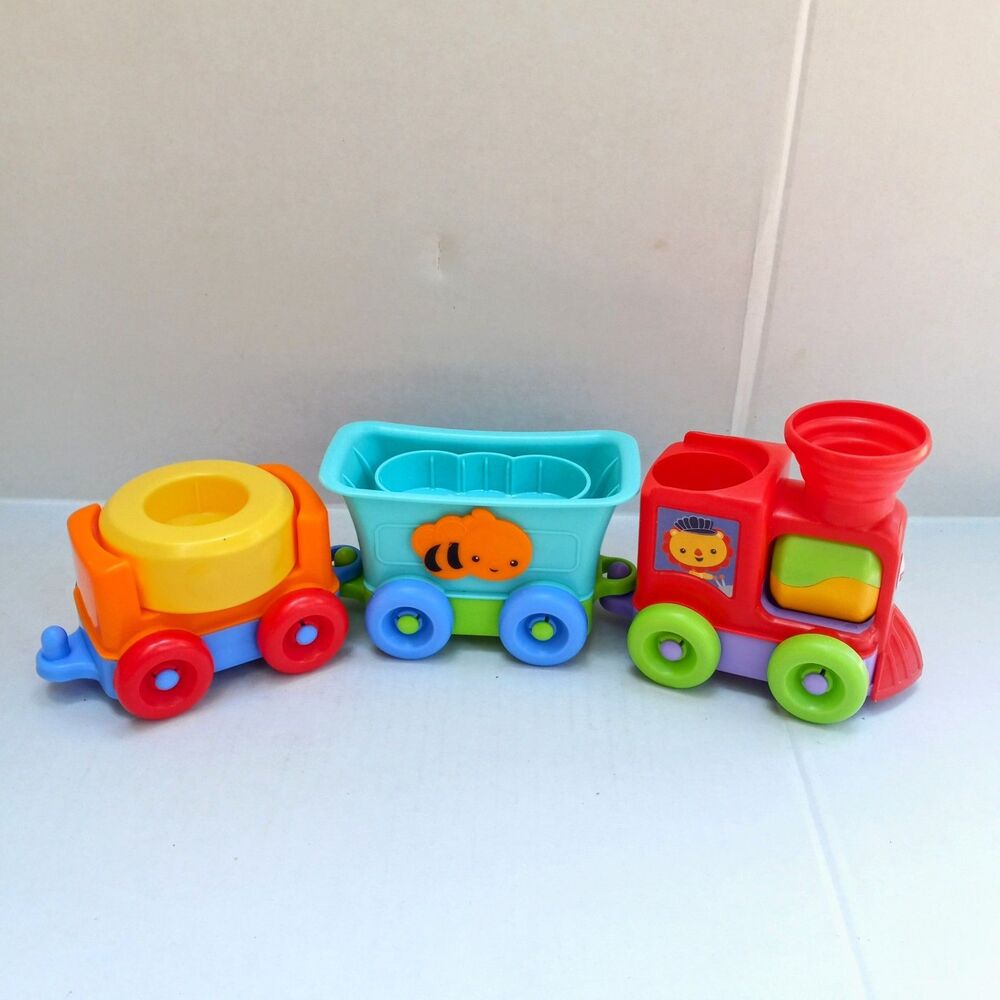 Fisher Price Silly Safari Rattle & Roll Animal Train-2015-DMC44-No Peg Pals